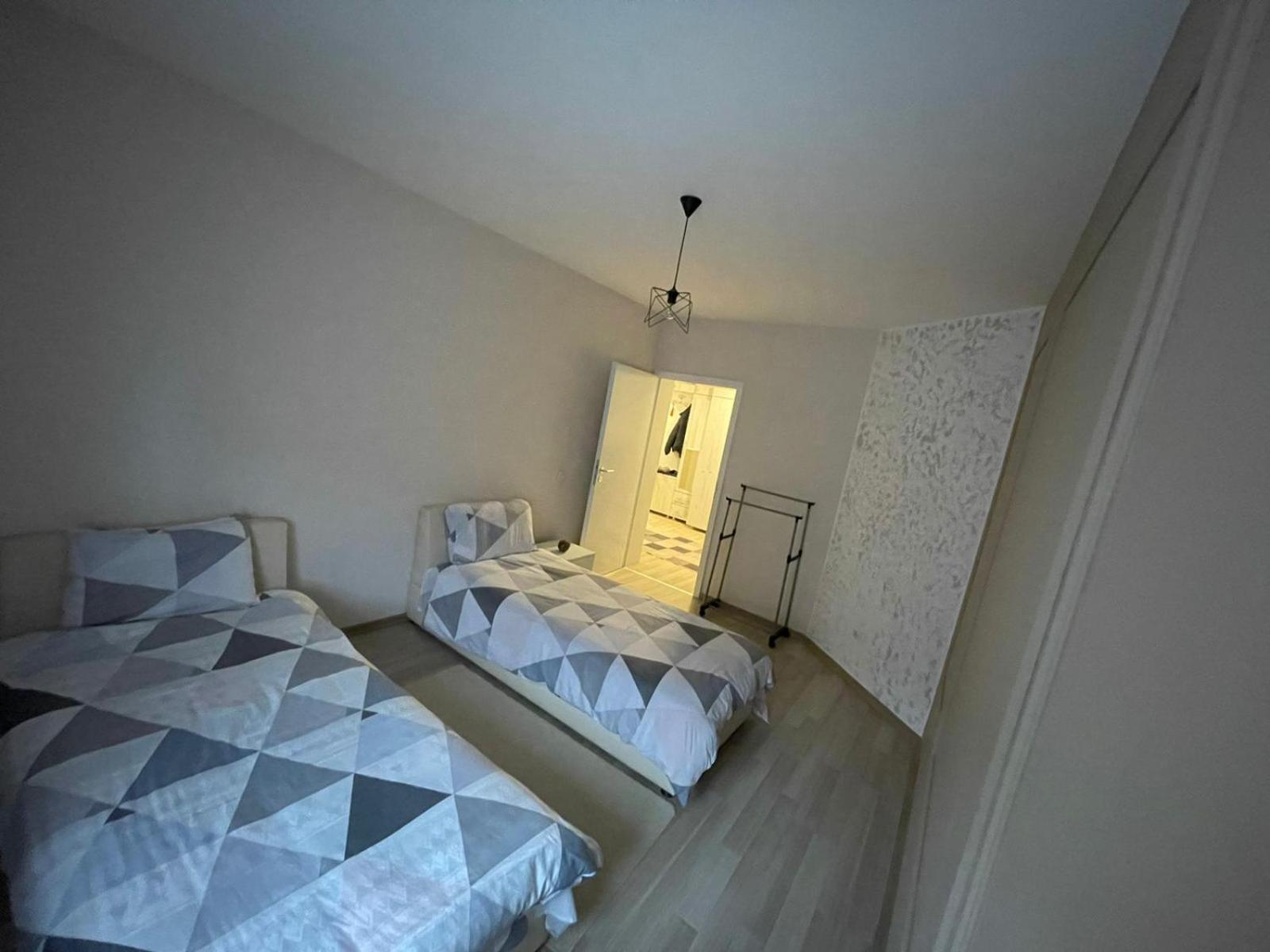 Prishtina Escape Apartments Pristina Extérieur photo