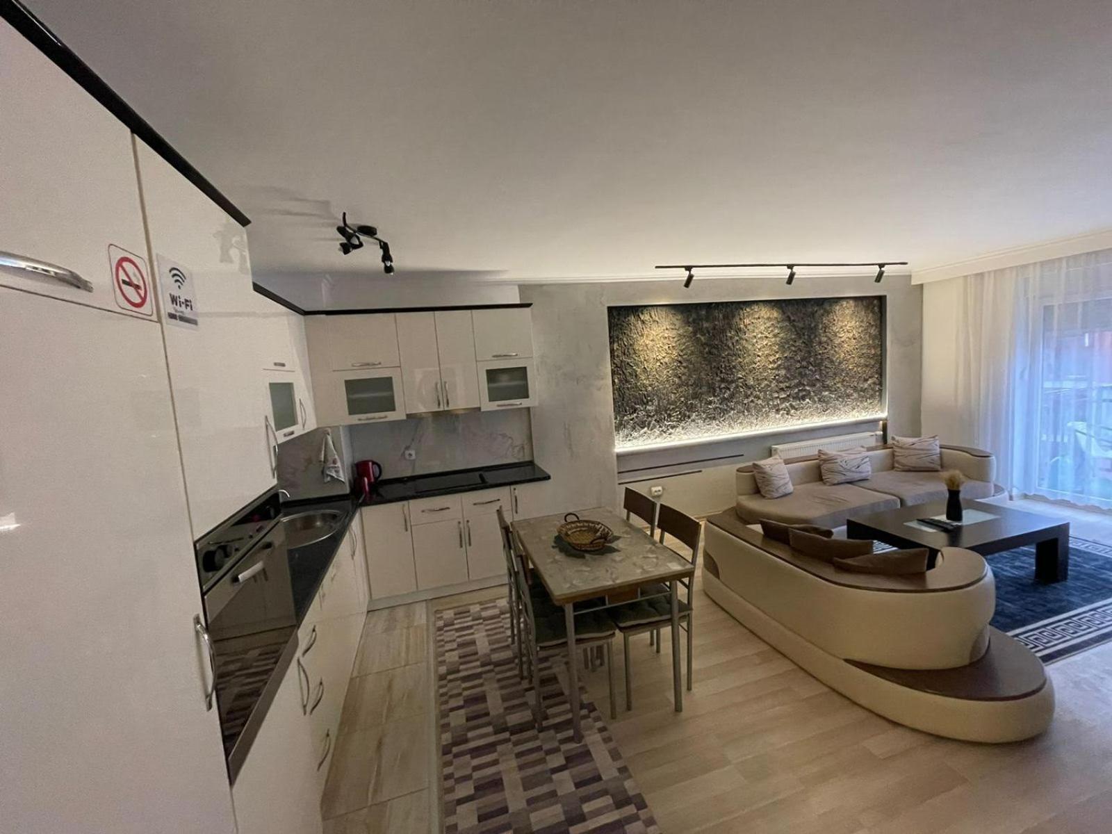 Prishtina Escape Apartments Pristina Extérieur photo